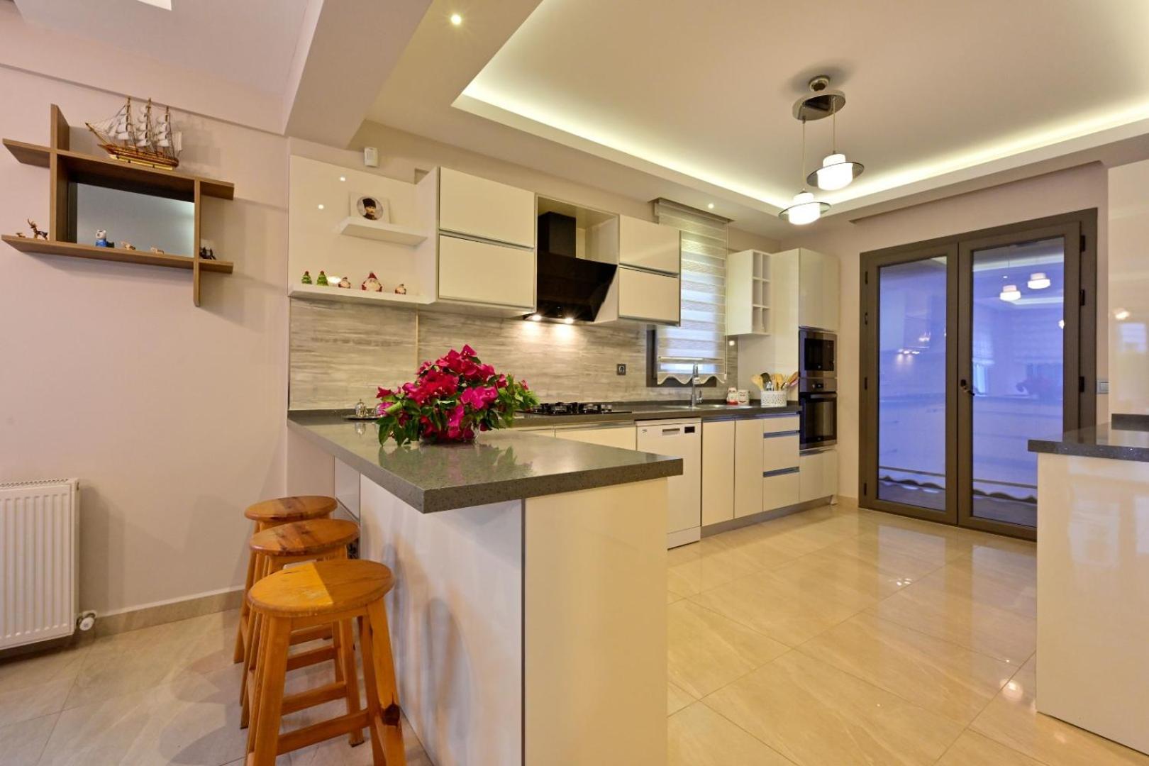 Lorenzo- 4 Bedroom Holiday Villa In Hisaronu Fethiye Eksteriør billede