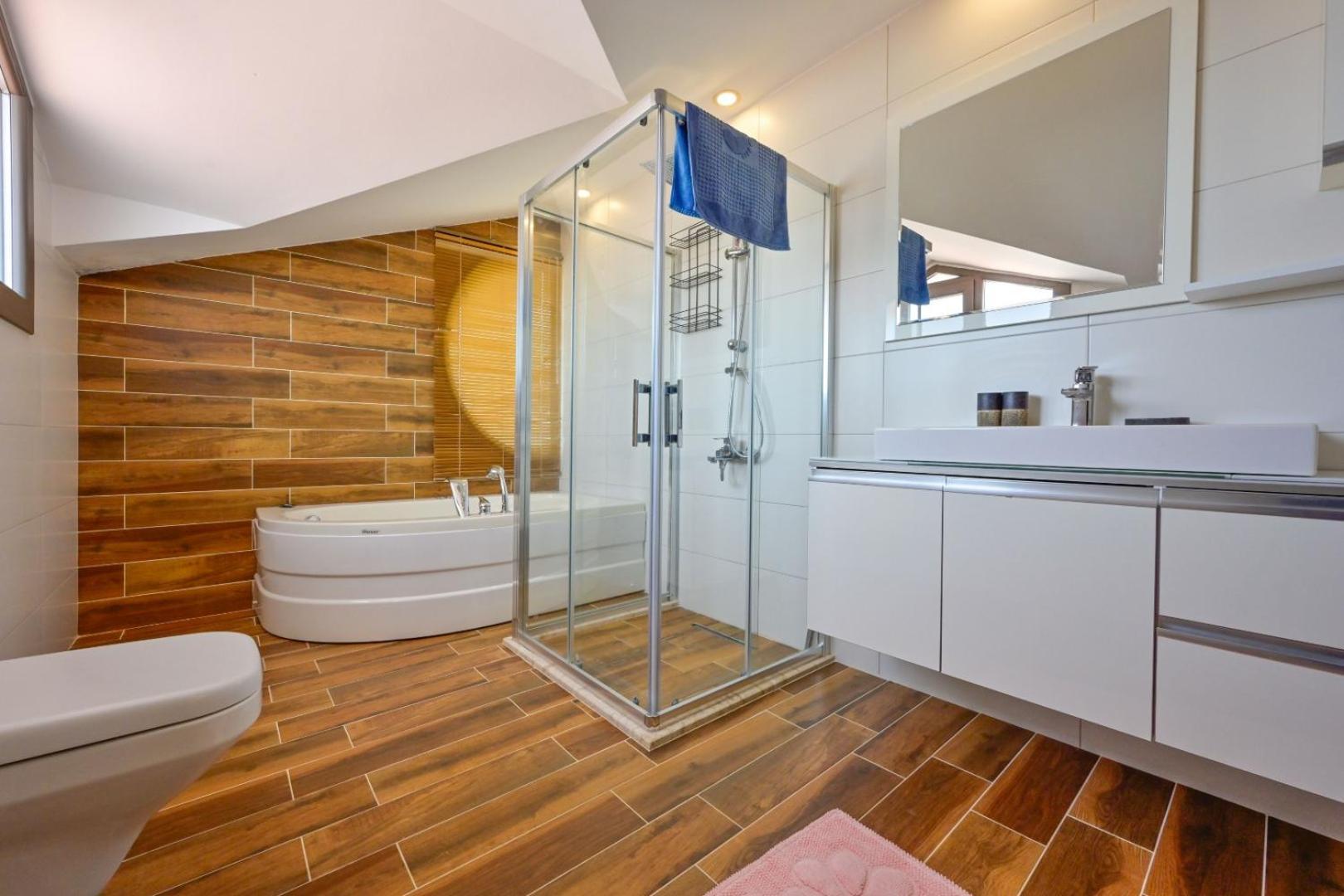 Lorenzo- 4 Bedroom Holiday Villa In Hisaronu Fethiye Eksteriør billede